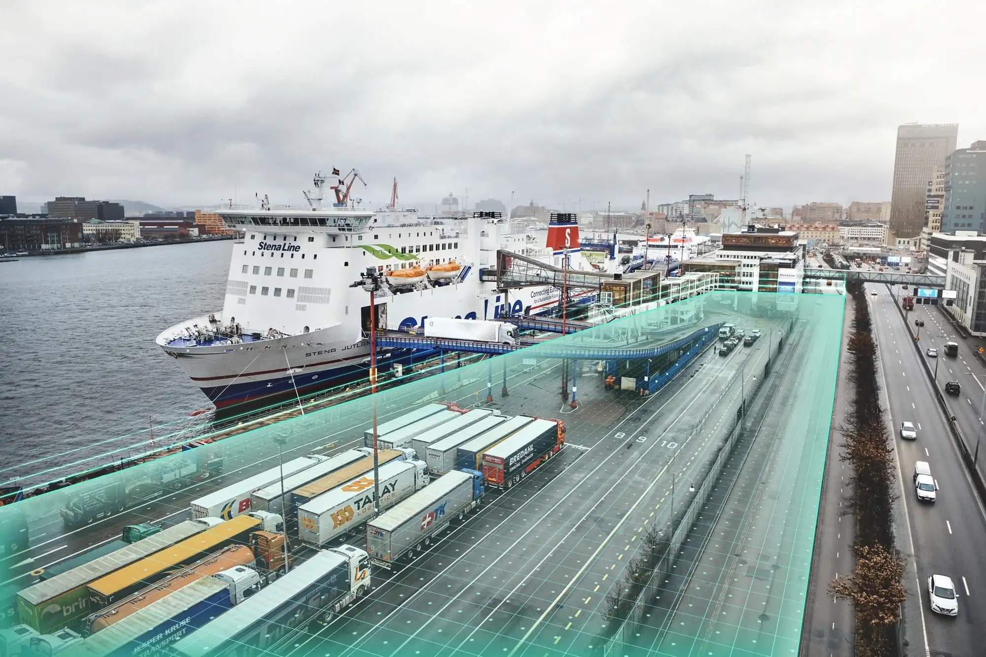 Volvo Trucks introduceert automatische snelheidsbeperking om de verkeersveiligheid te vergroten