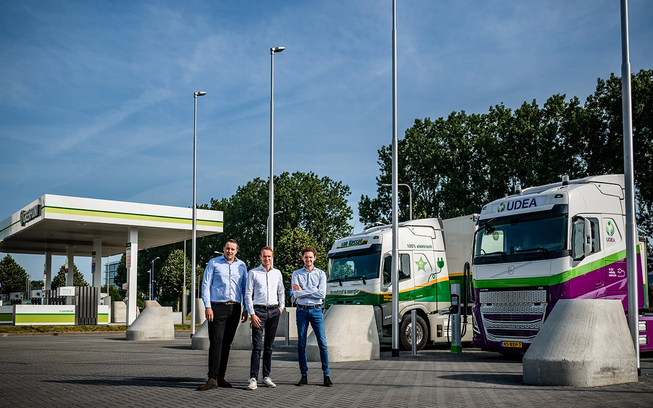 Nieuw snellaadplein voor elektrische trucks geopend in Veghel